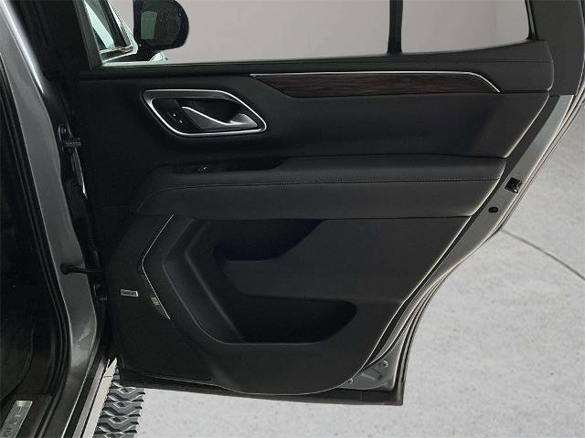 Used 2022 Chevrolet Tahoe Z71 w/ Luxury Package image 24