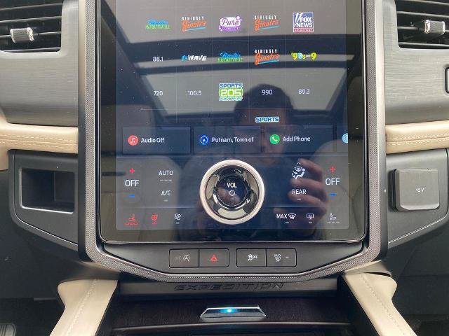 Certified 2022 Ford Expedition Platinum AWD/4WD image 17