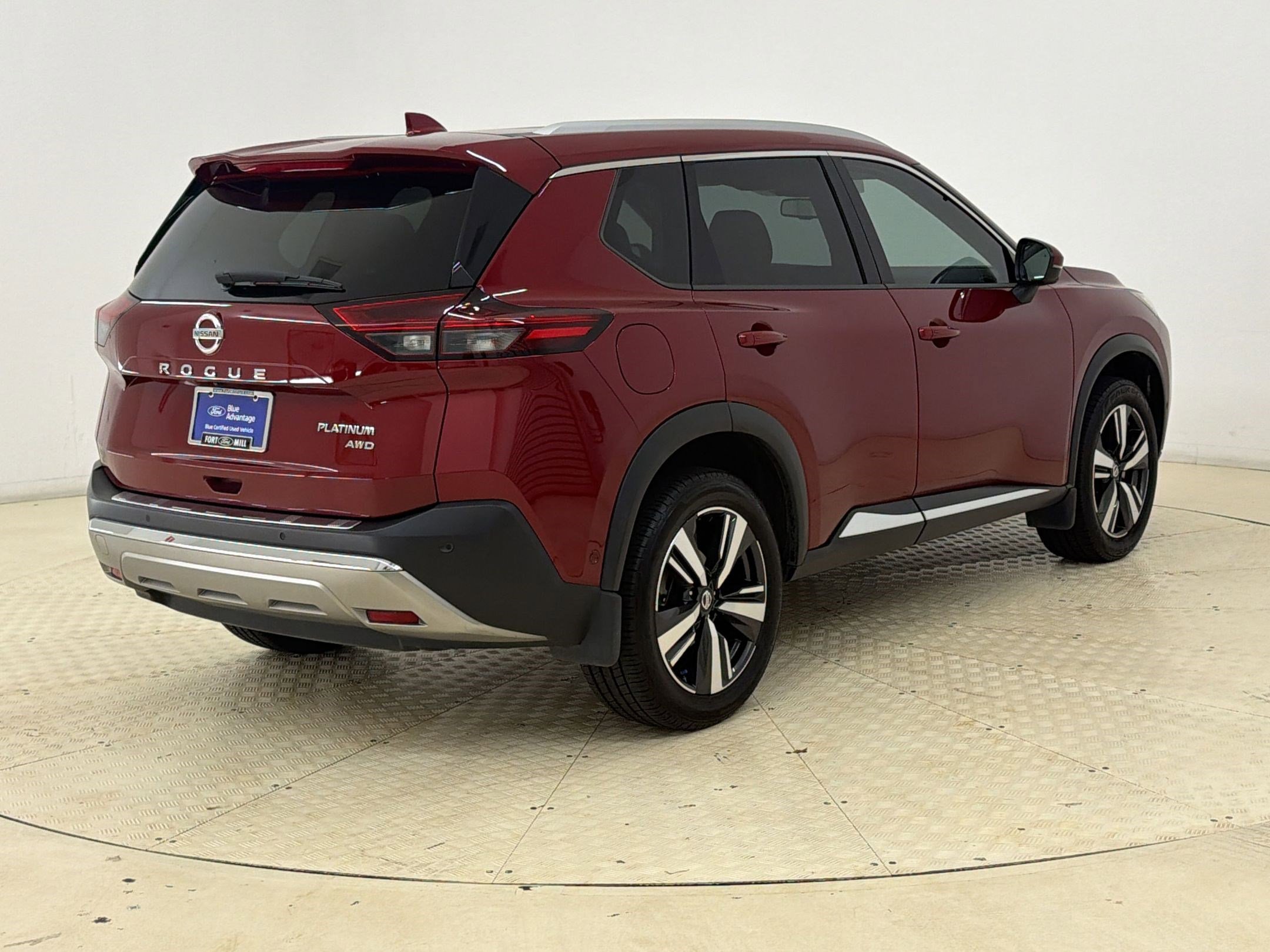 Used 2021 Nissan Rogue Platinum AWD/4WD image 9