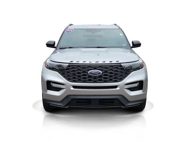 Certified 2024 Ford Explorer ST-Line w/ Class IV Trailer Tow Package AWD/4WD image 2