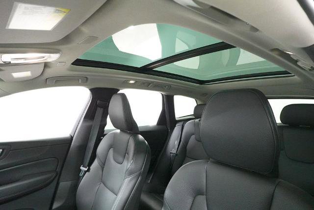 Used 2023 Volvo XC60 T8 Plus AWD/4WD image 24