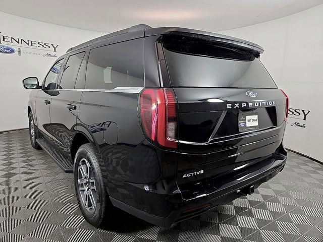 Certified 2025 Ford Expedition Active image 4
