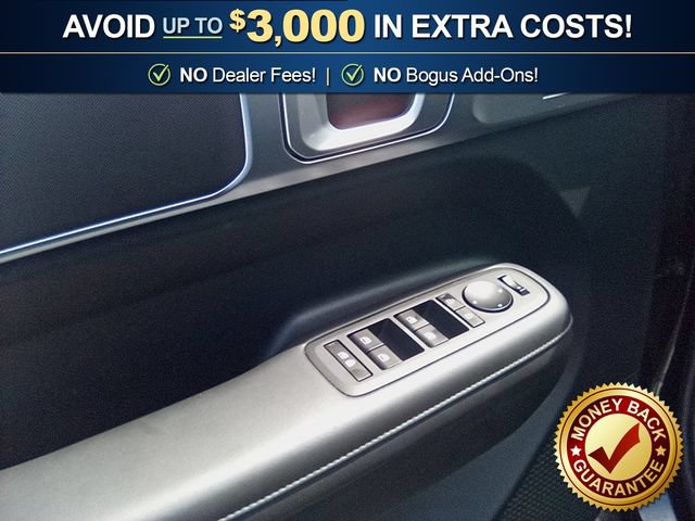 Used 2025 Hyundai Santa Fe SEL FWD image 16