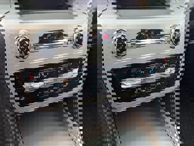 Certified 2022 Ford Explorer XLT w/ Equipment Group 202A image 24