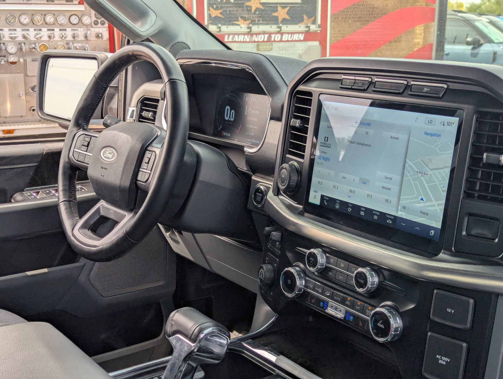 Certified 2023 Ford F150 Lariat w/ Trailer Tow Package image 11