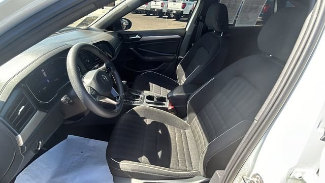 Used 2022 Volkswagen Jetta Sport FWD image 17