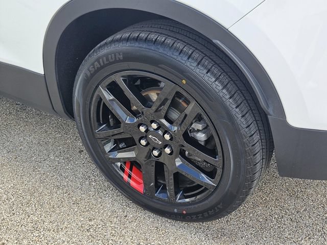 Used 2022 Chevrolet Blazer LT w/ Redline Edition FWD image 9