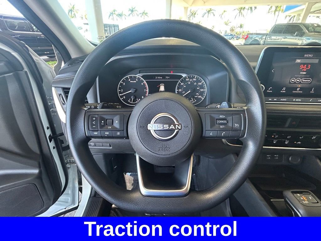 Used 2024 Nissan Rogue S AWD/4WD image 15