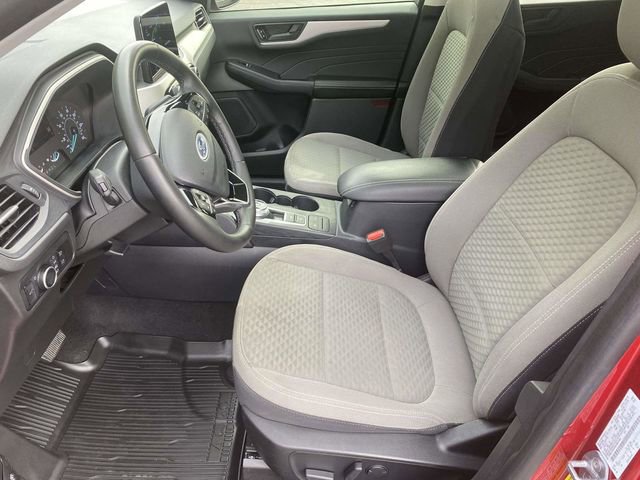 Certified 2022 Ford Escape SE w/ SE Sport Appearance Package FWD image 18