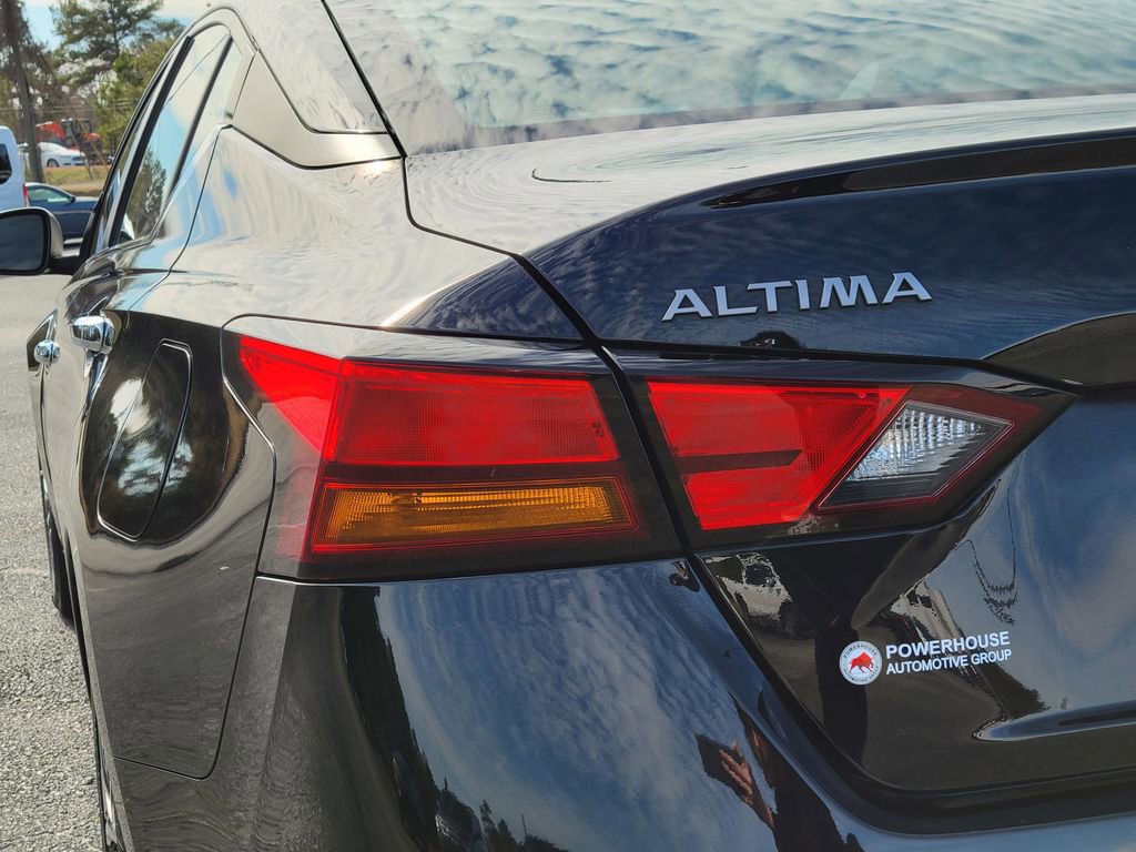 Used 2024 Nissan Altima 2.5 SV image 11
