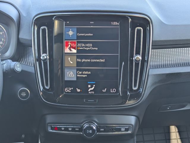 Used 2021 Volvo XC40 T5 R-Design w/ Protection Package Premier image 17