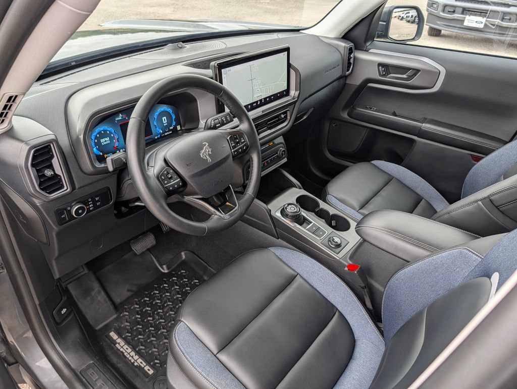 Certified 2025 Ford Bronco Sport Outer Banks w/ Outer Banks Tech Package+ AWD/4WD image 22
