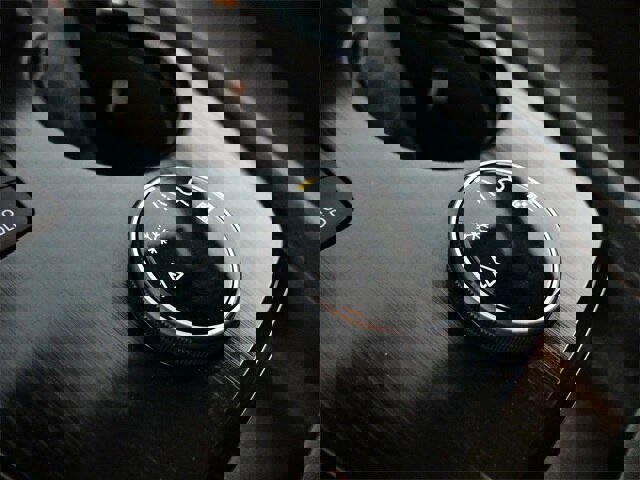 Used 2023 Nissan Rogue SV image 23