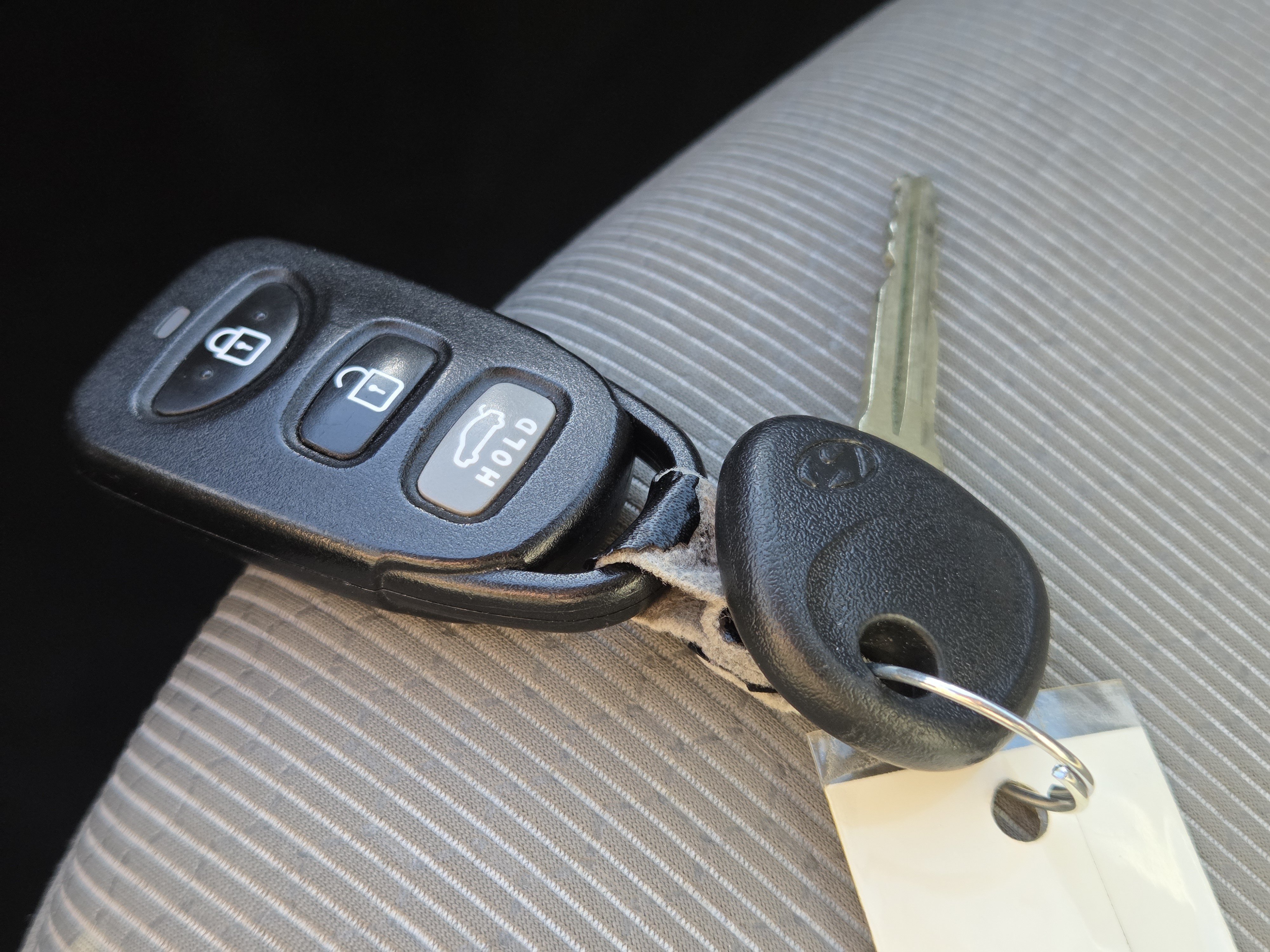 Used 2017 Hyundai Elantra SE FWD image 32