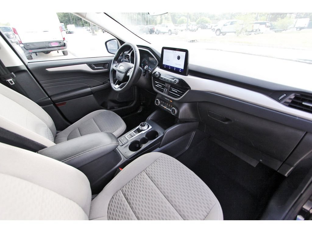 Certified 2022 Ford Escape SE w/ SE Sport Appearance Package FWD image 29