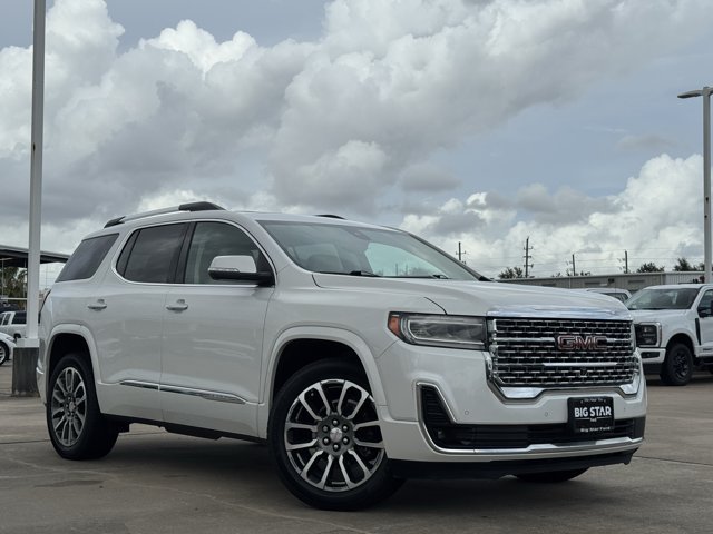 Used 2022 GMC Acadia Denali w/ Denali Ultimate Package FWD image 2