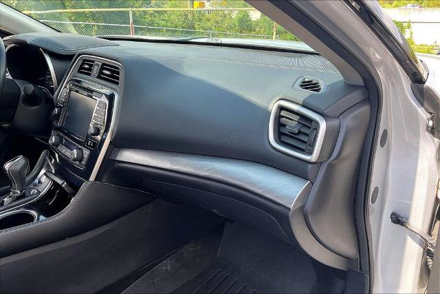 Used 2017 Nissan Maxima 3.5 SL FWD image 16