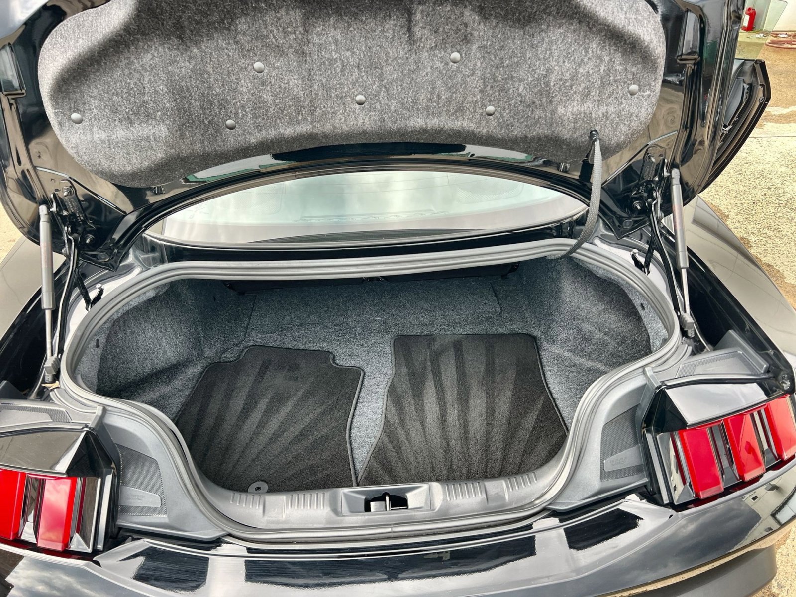 Certified 2024 Ford Mustang Coupe image 24