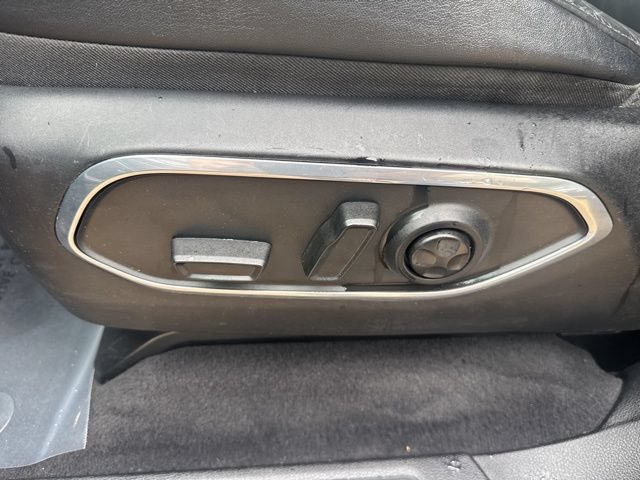 Used 2022 Jeep Wagoneer Series III AWD/4WD image 14