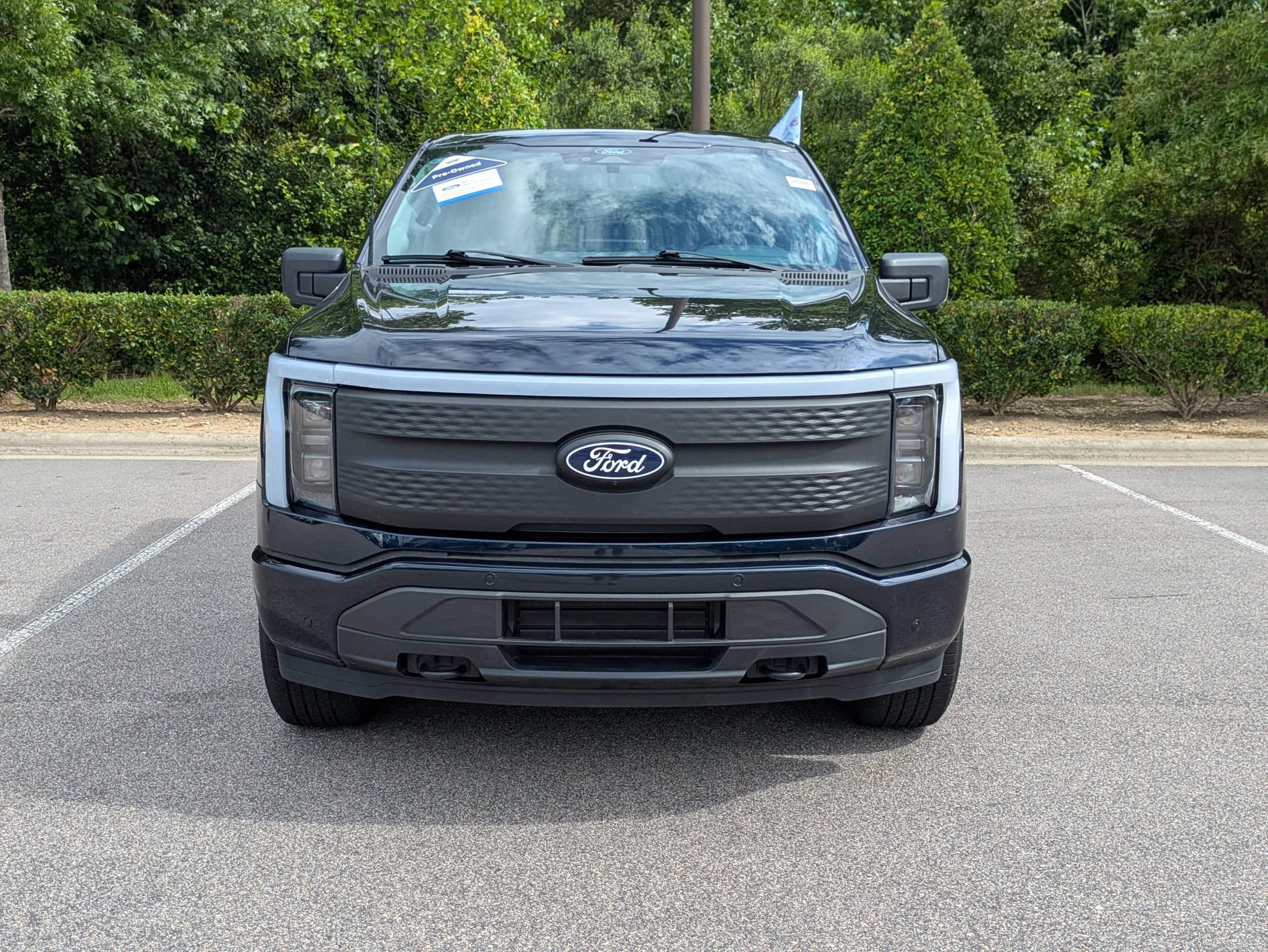 Certified 2025 Ford F150 Lightning Flash AWD/4WD image 9