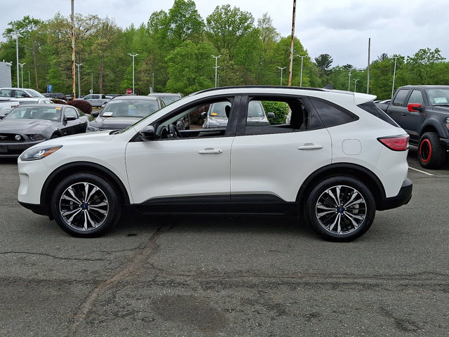Certified 2022 Ford Escape SE w/ SE Sport Appearance Package AWD/4WD image 6