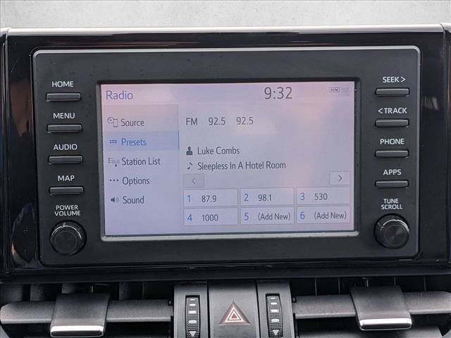 Used 2019 Toyota RAV4 XLE Premium FWD image 13