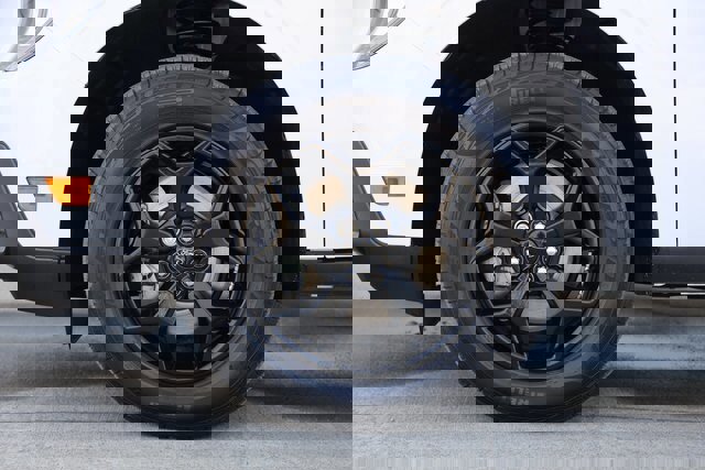 Certified 2025 Ford Maverick XLT w/ XLT Luxury Package image 9