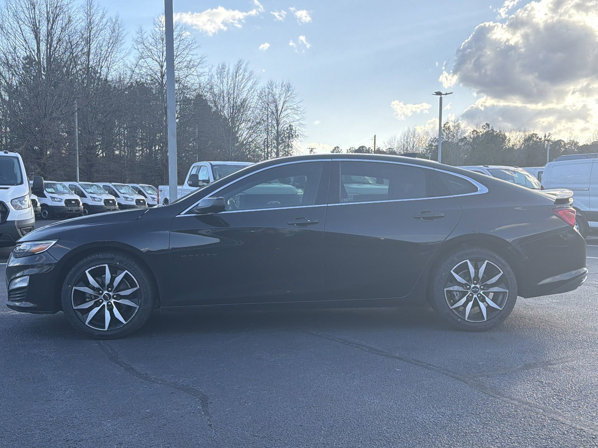 Used 2022 Chevrolet Malibu RS image 3