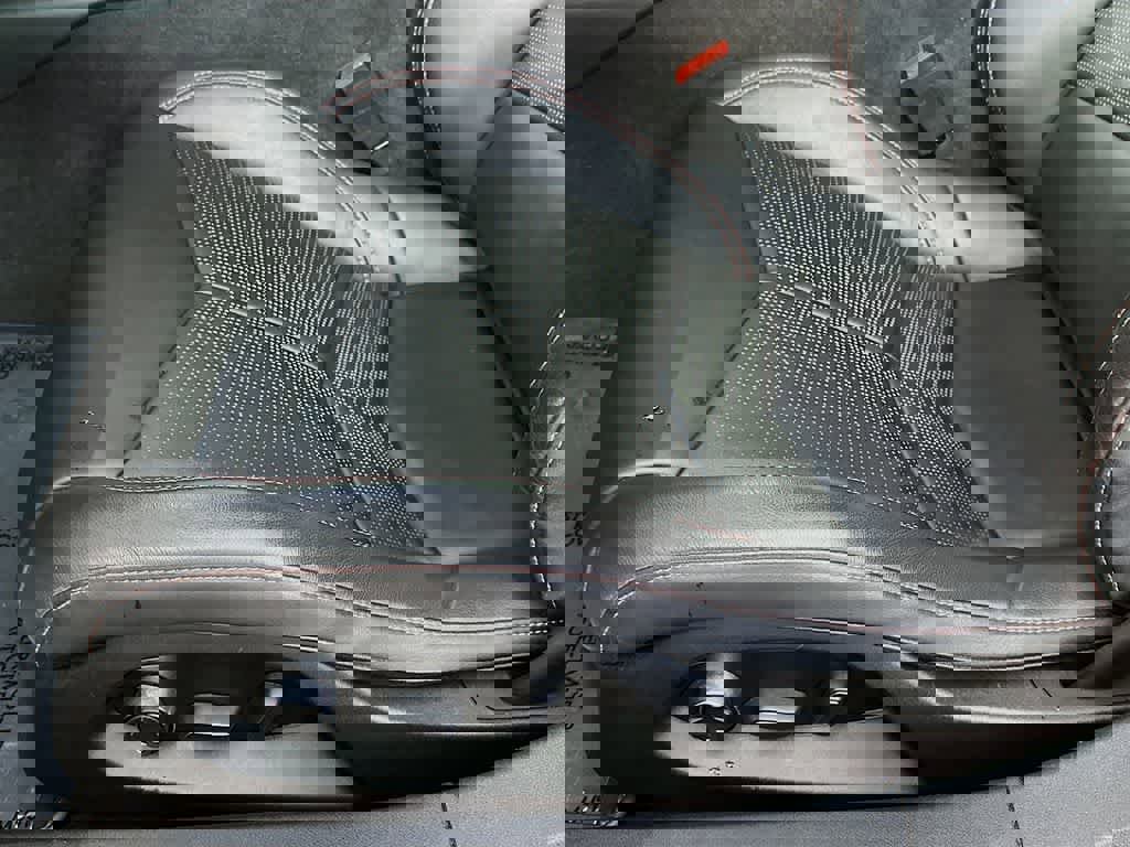 Used 2020 Chevrolet Corvette Stingray Premium Cpe w/ 3LT image 27