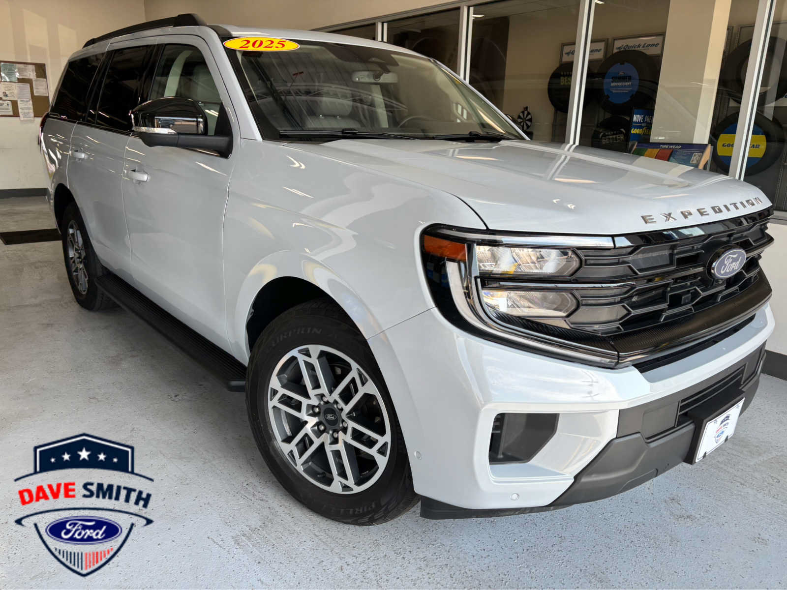Certified 2025 Ford Expedition Active