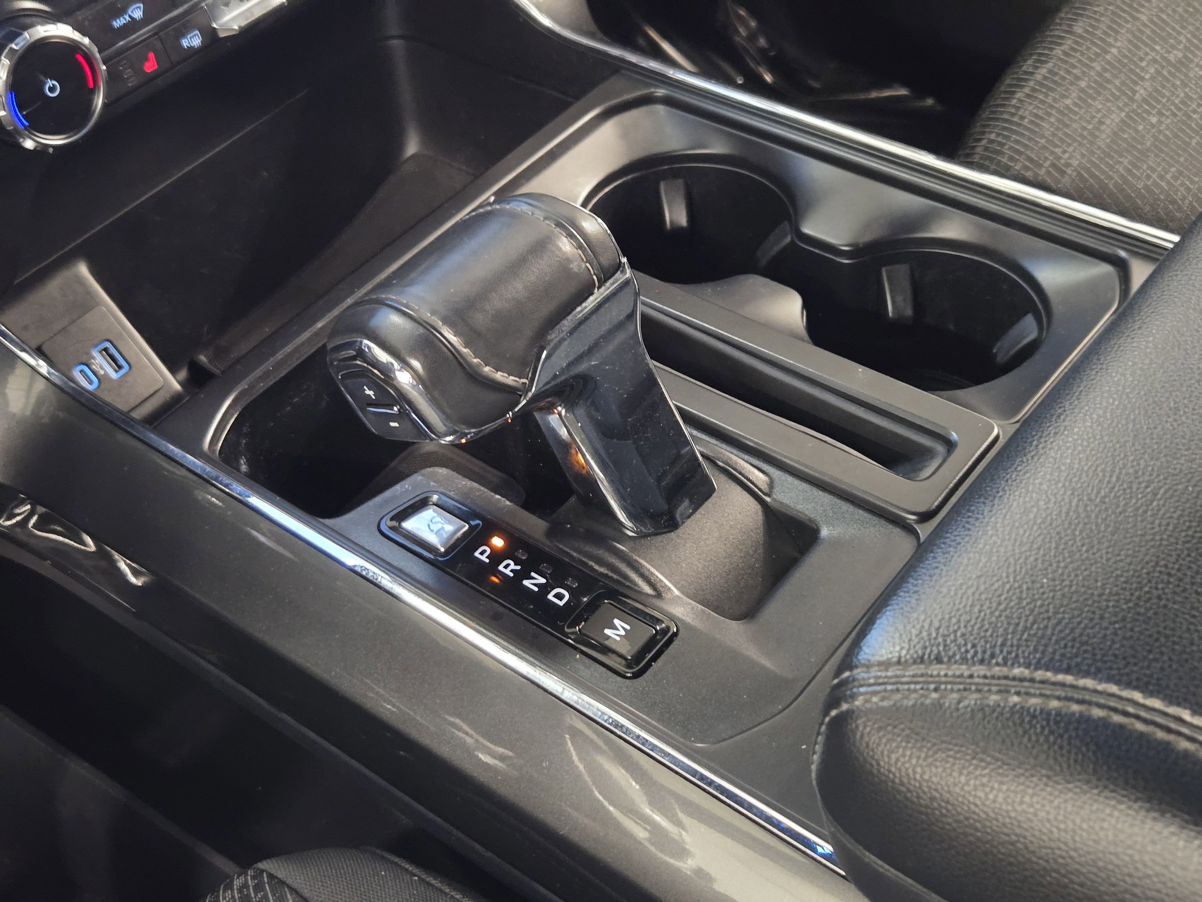 Certified 2022 Ford F150 XLT w/ Equipment Group 302A High image 25