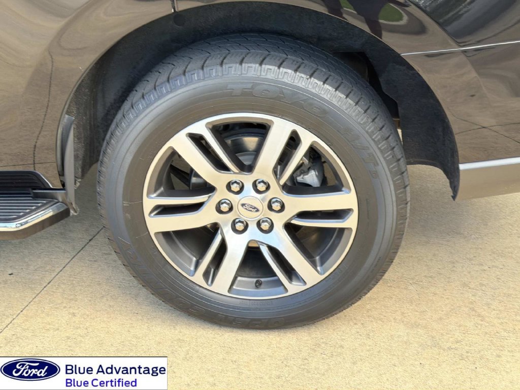 Certified 2022 Ford Expedition XLT RWD image 7