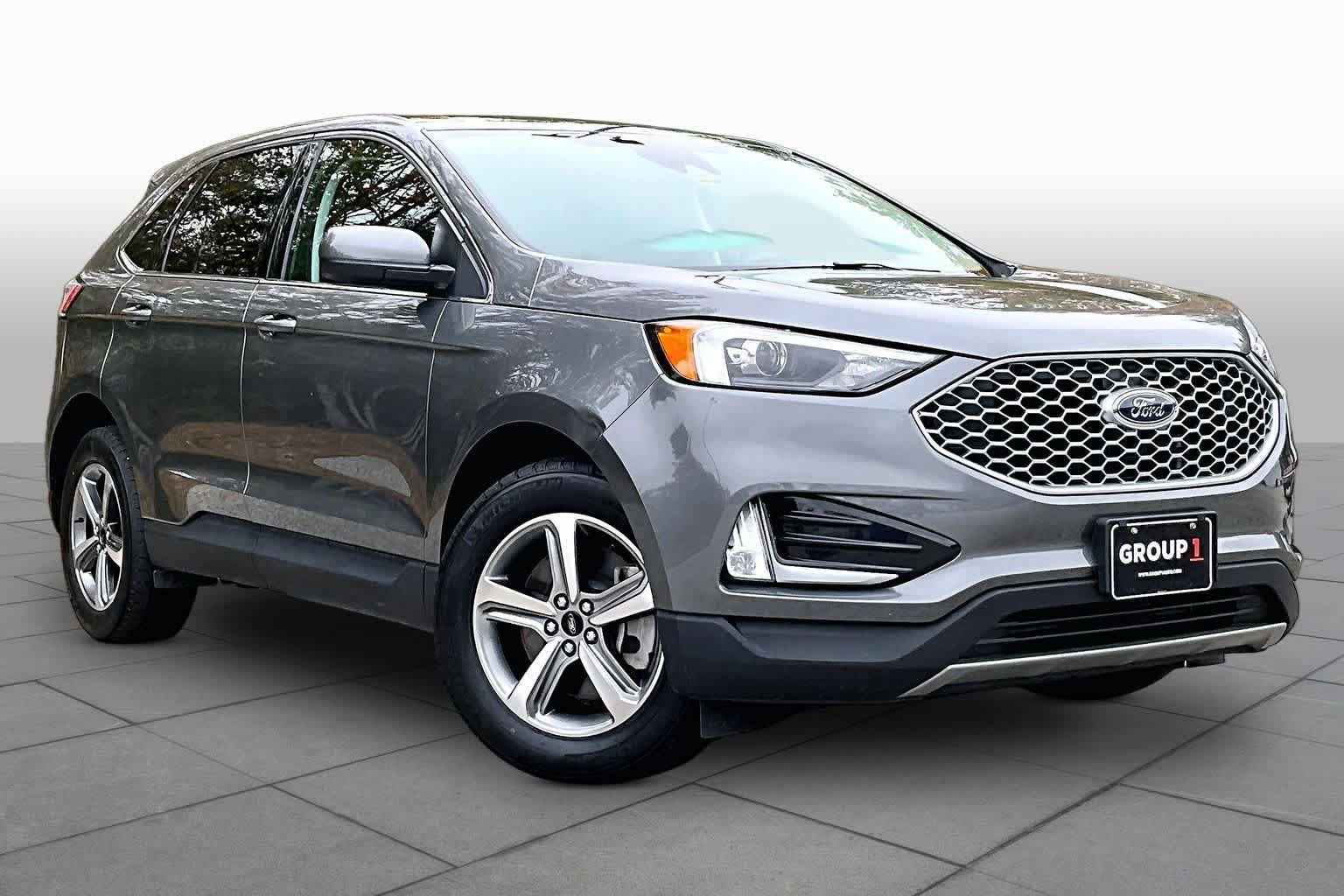 Certified 2023 Ford Edge SEL w/ Convenience Package AWD/4WD image 3
