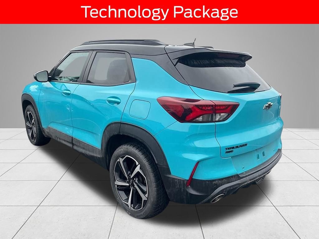 Used 2021 Chevrolet TrailBlazer RS w/ Sun and Liftgate Package image 3