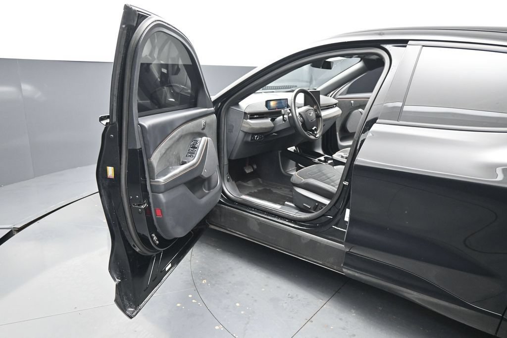Certified 2023 Ford Mustang Mach-E GT AWD/4WD image 9