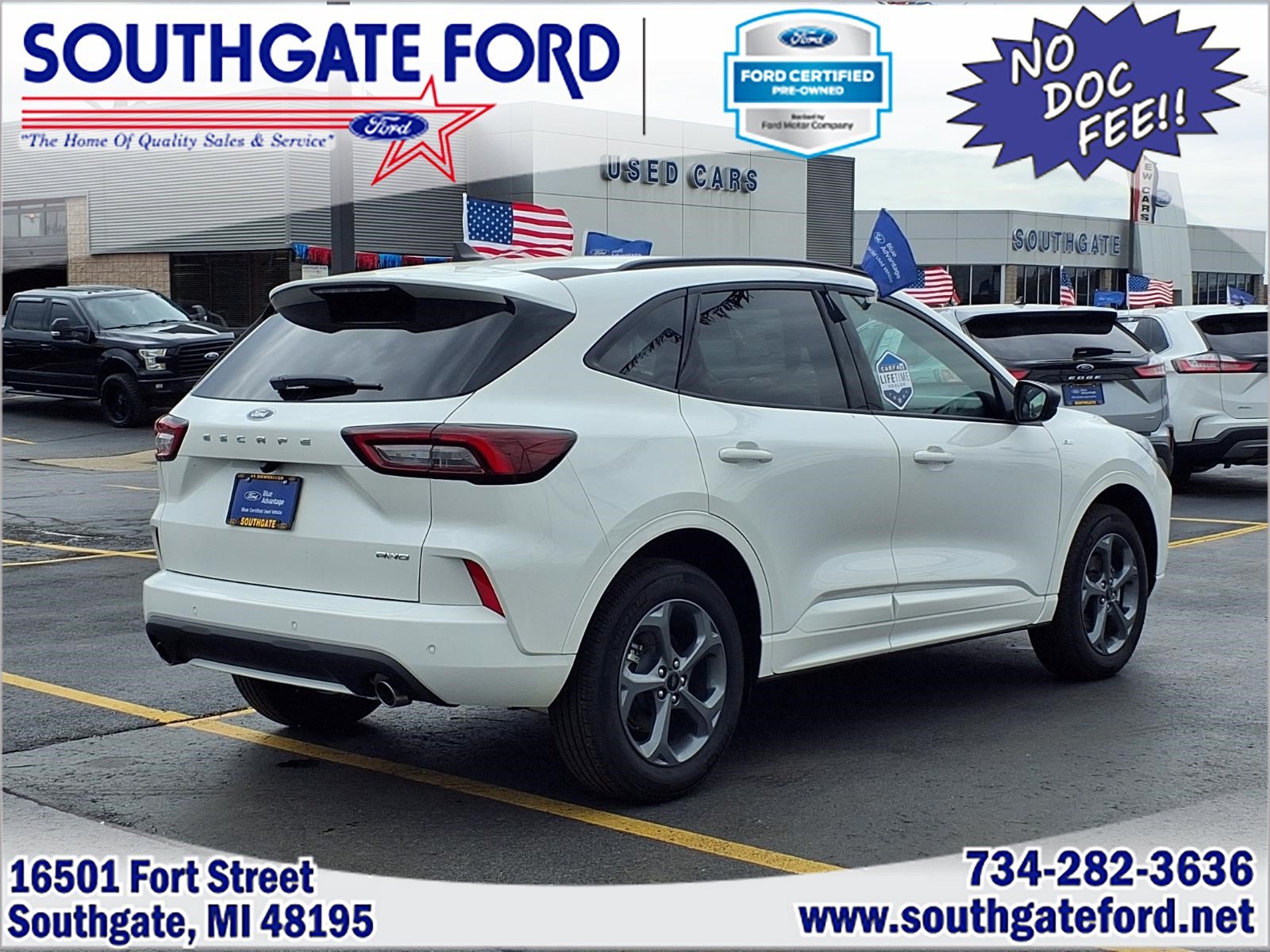 Certified 2024 Ford Escape ST-Line w/ Tech Pack #1 AWD/4WD image 2