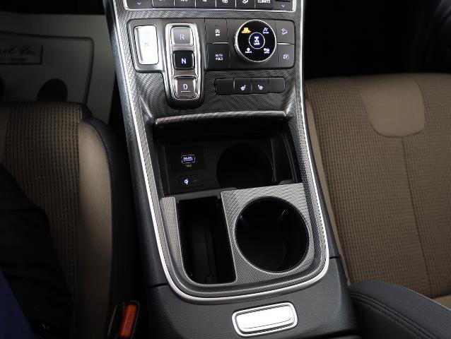 Used 2023 Hyundai Santa Fe SEL w/ Cargo Package image 16