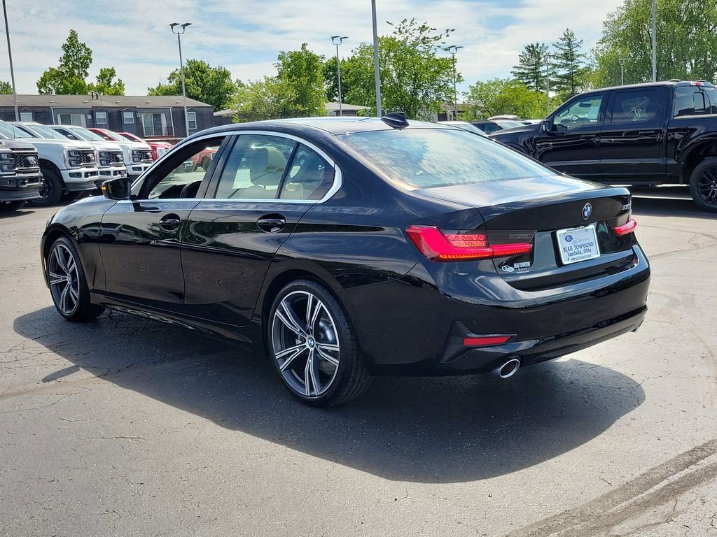 Used 2021 BMW 330i Sedan w/ Convenience Package RWD image 6