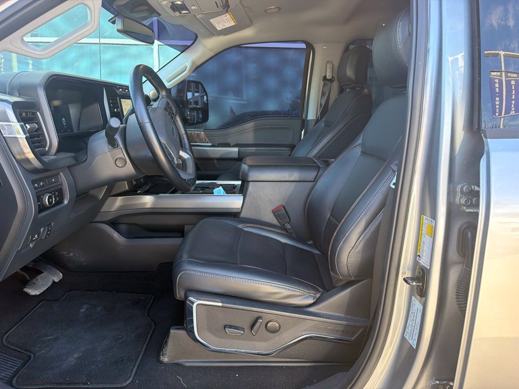 Certified 2024 Ford F250 Lariat w/ Lariat Ultimate Package AWD/4WD image 9