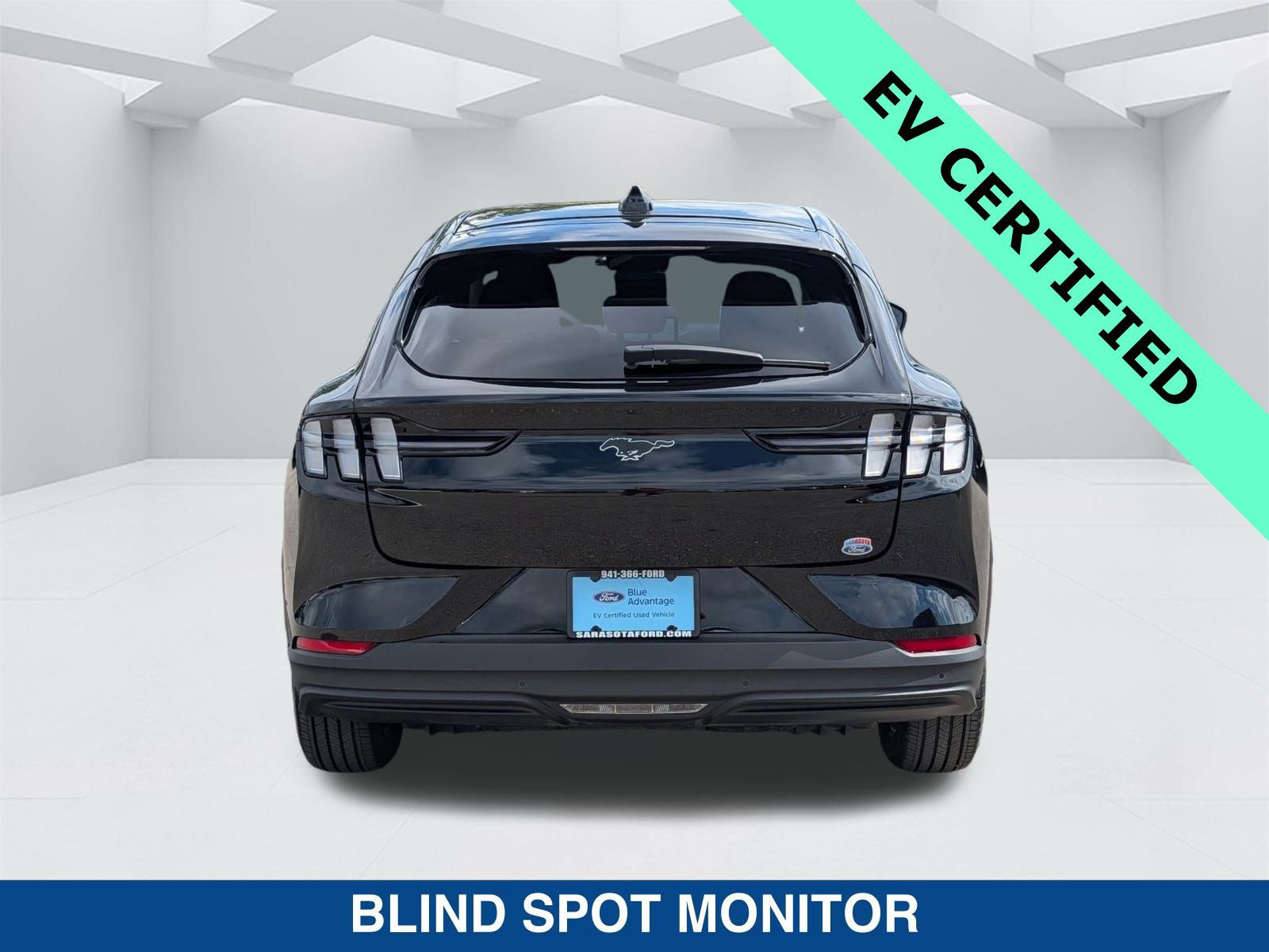 Certified 2025 Ford Mustang Mach-E Select w/ Comfort Package Lite image 4