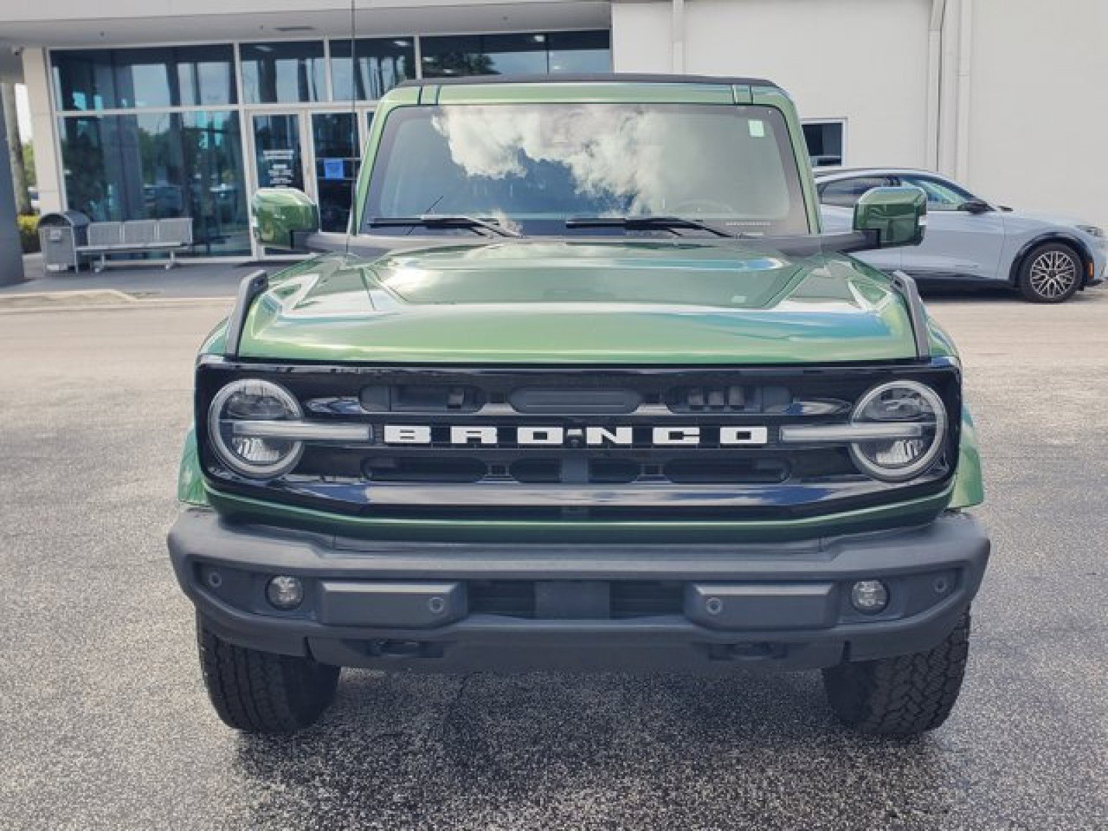 Certified 2022 Ford Bronco Outer Banks AWD/4WD video 2