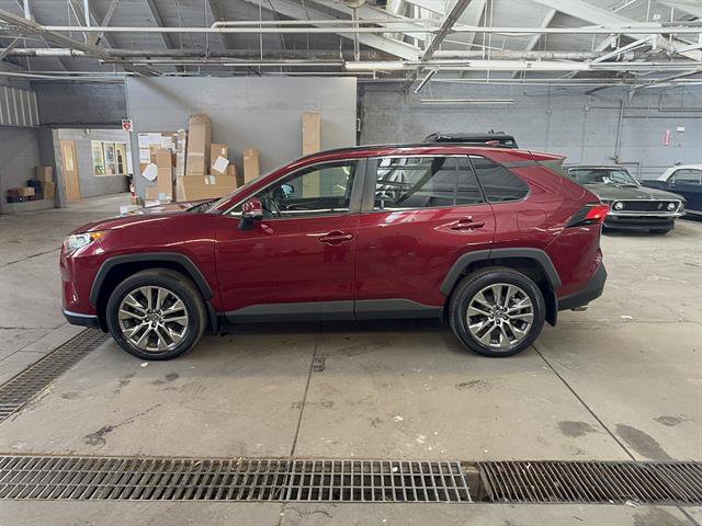 Used 2019 Toyota RAV4 XLE Premium w/ Cold Weather Package AWD/4WD image 2