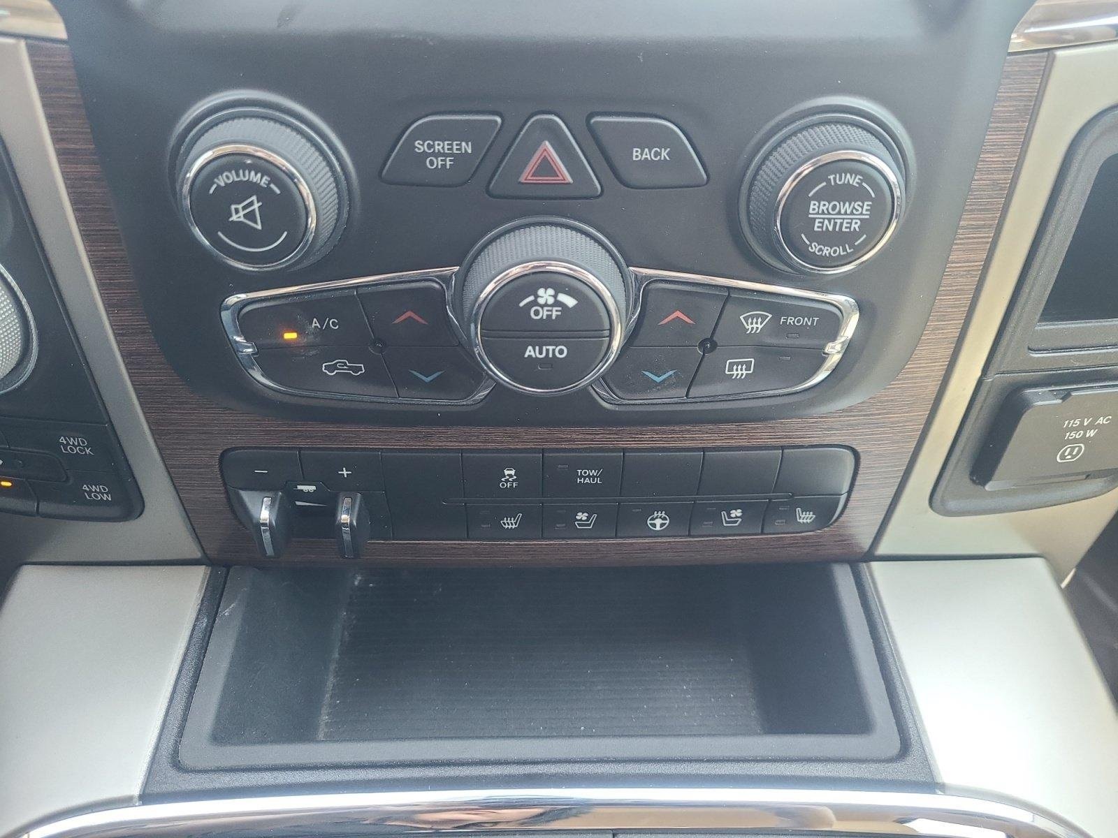Used 2018 RAM 1500 Laramie w/ Convenience Group AWD/4WD image 31