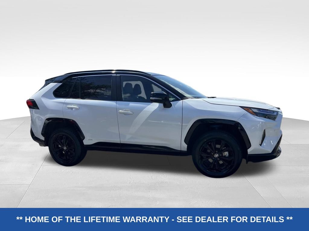 Used 2023 Toyota RAV4 XSE AWD/4WD image 2