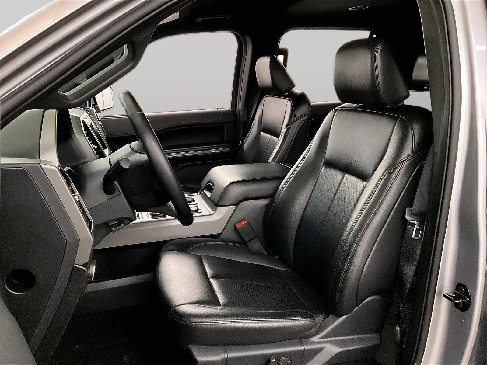 Certified 2021 Ford Expedition XLT image 24