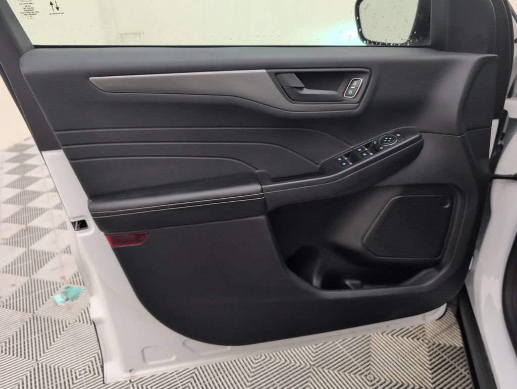 Certified 2024 Ford Escape Active FWD image 29