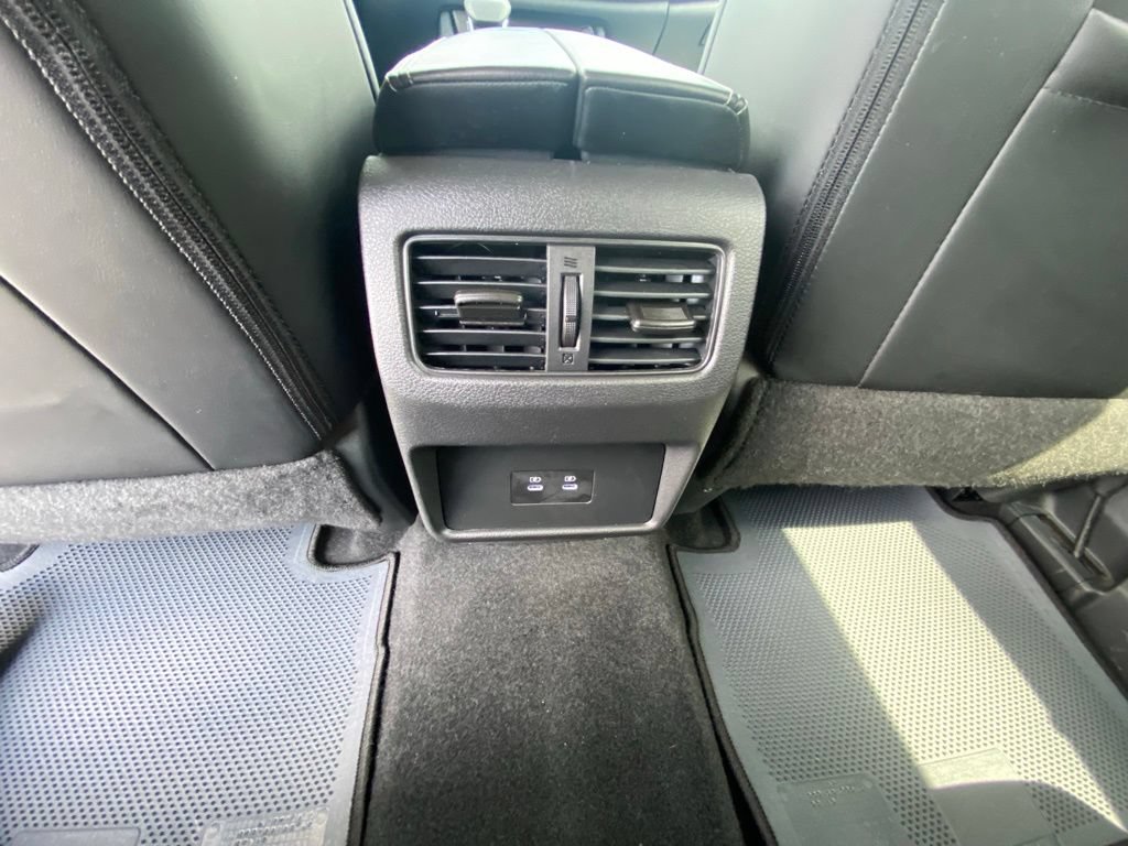 Used 2024 Nissan Rogue SV w/ SV Premium Package AWD/4WD image 25