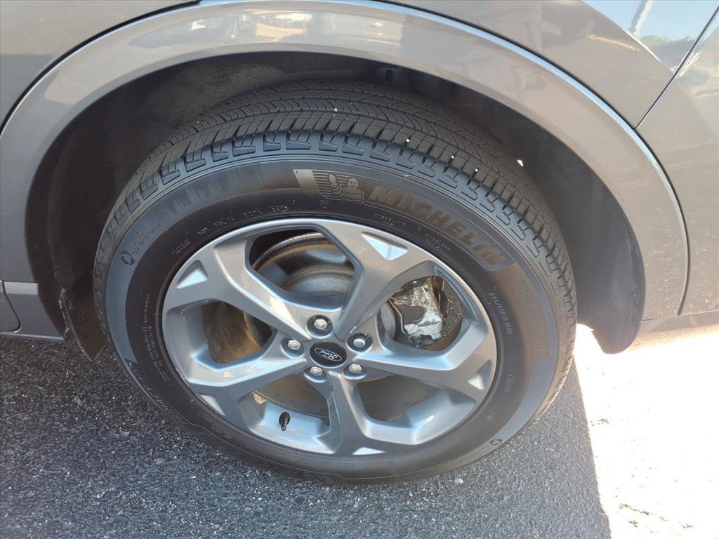 Certified 2023 Ford Escape ST-Line w/ Tech Pack #1 image 8