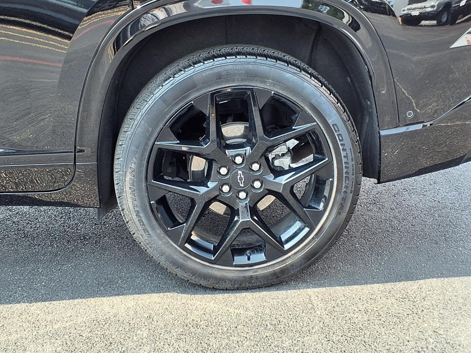 Used 2025 Chevrolet Traverse RS AWD/4WD image 10