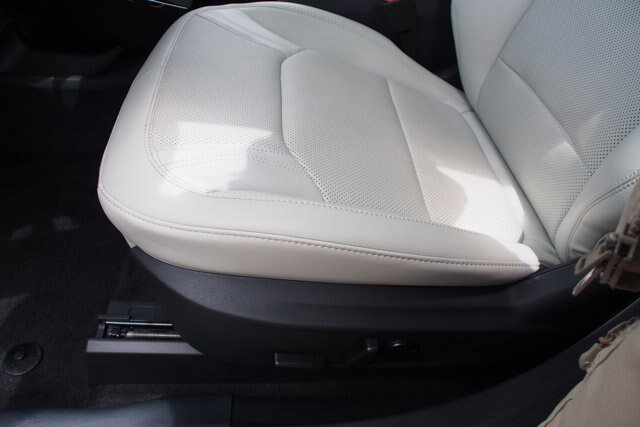 Certified 2025 Ford Mustang Mach-E Premium RWD image 18